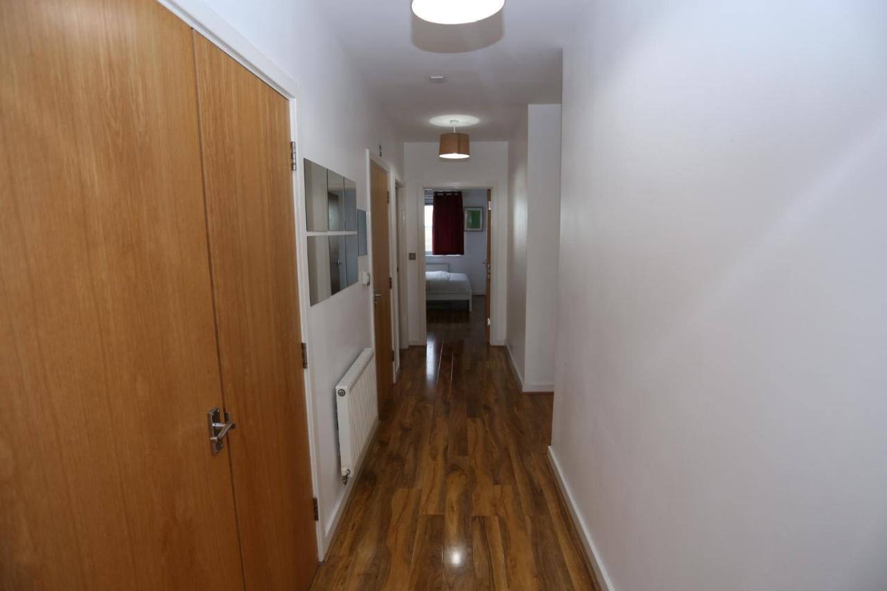 Lovely 2 Bed 2 Toilet Hill House River View Apartment Londres Exterior foto